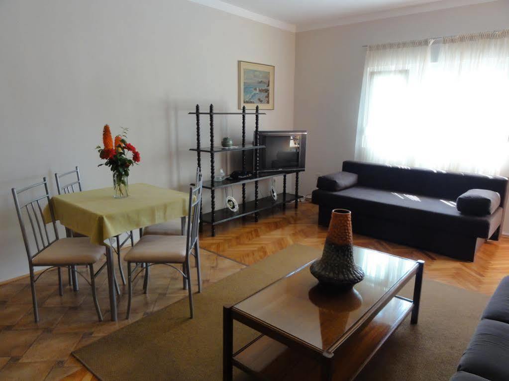 Guest Accommodation Neno Zadar Exterior photo
